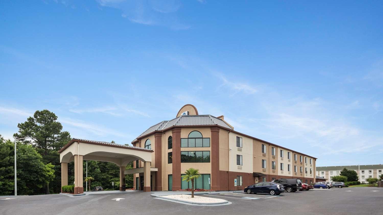 Best Western Carowinds Fort Mill Bagian luar foto