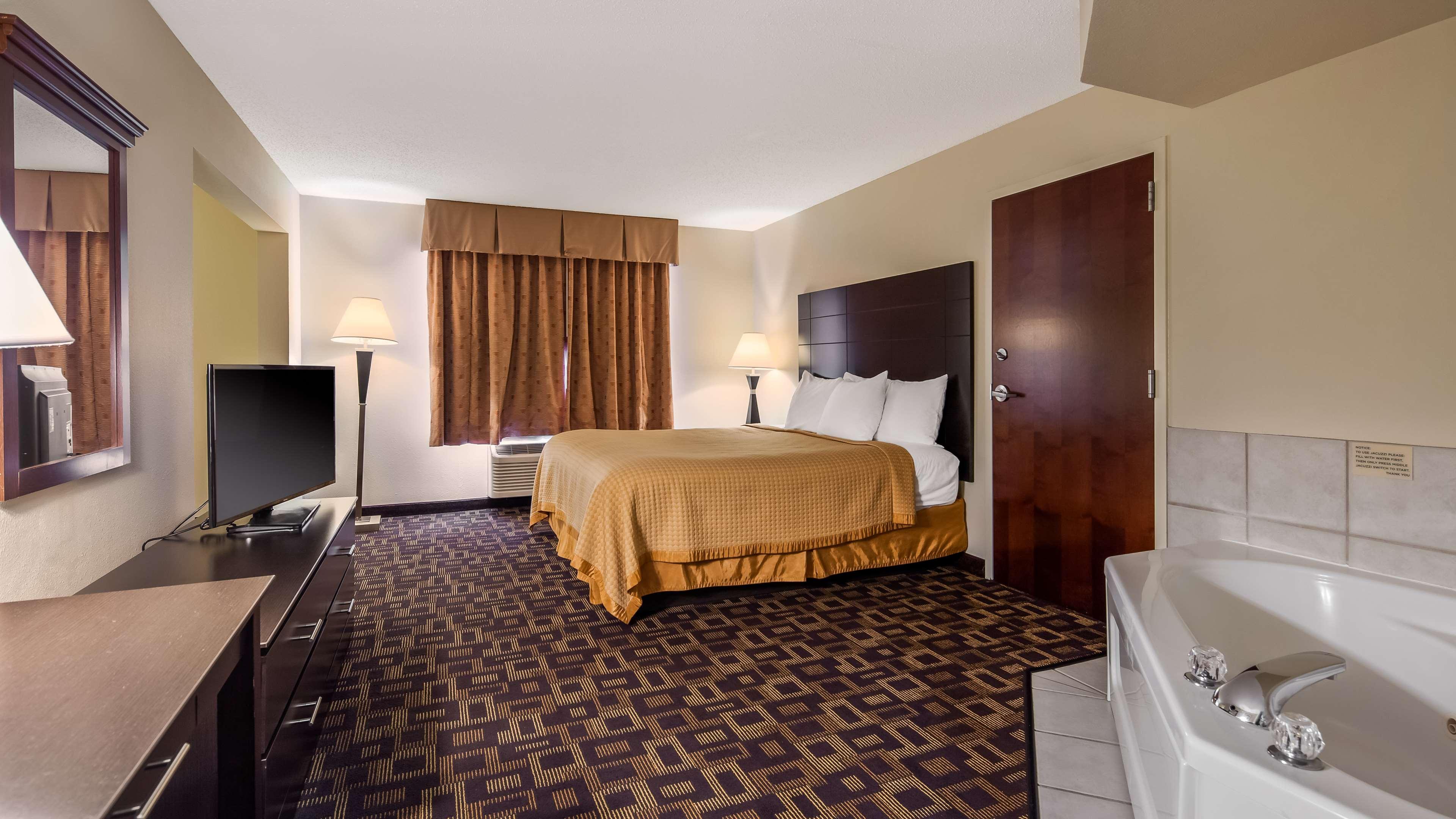 Best Western Carowinds Fort Mill Bagian luar foto