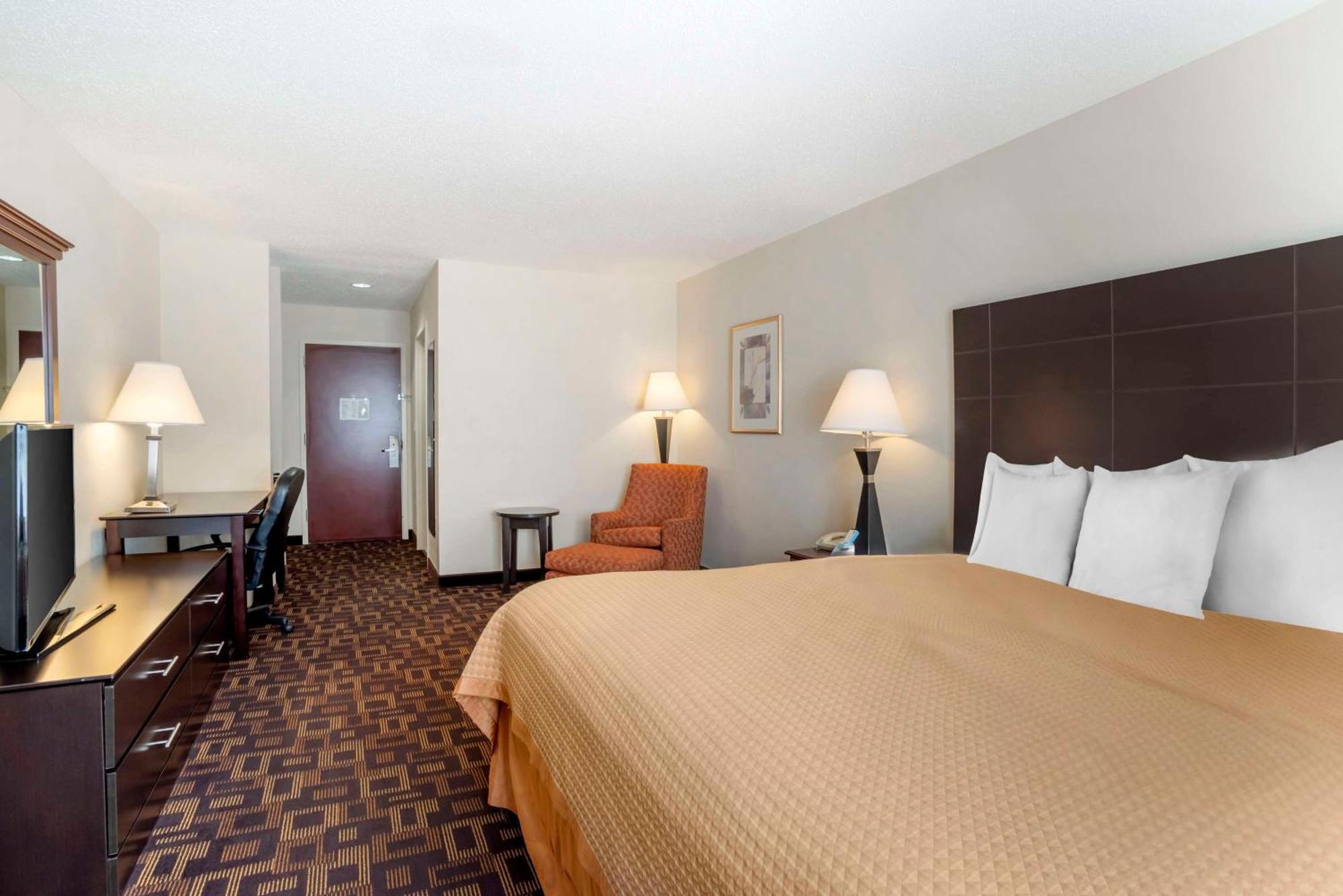 Best Western Carowinds Fort Mill Bagian luar foto